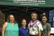 Gov Ige with Maui Extension agents